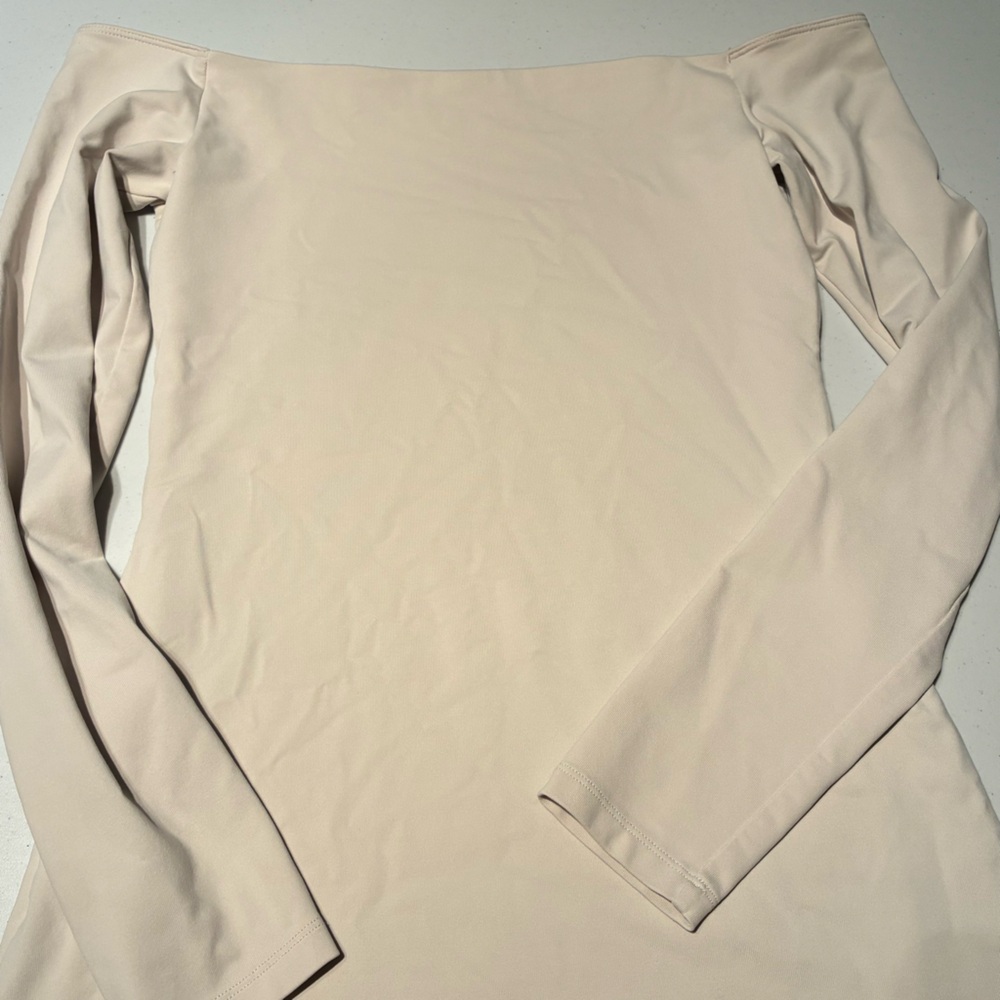 Aritzia Babaton Contour Off Shoulder Long Sleeve Mini Dress MATTE PEARL Medium - Picture 10 of 11